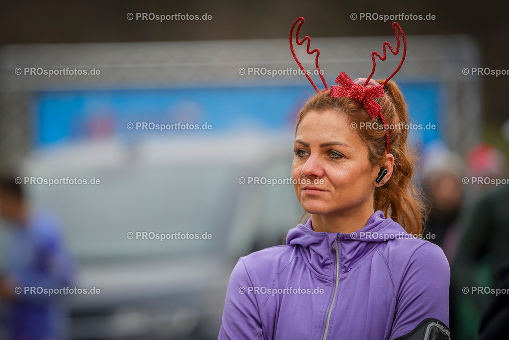 6. Bonner Nikolauslauf; Bonn, 14.12.2025 | Impressionen vom 6. Bonner Nikolauslauf am 14.12.2025 in Bonn (Nordrhein-Westfalen). 