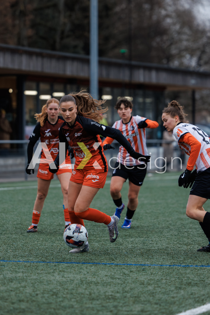 Fußball I Frauen I Saison 2025-2026 I Freundschaftsspiel I FC Aarau Frauen - SC Freiburg U20 I 24.01.2026 | 9 Alketa Rama (FC Aarau) – Angriff - Realisiert mit Pictrs.com