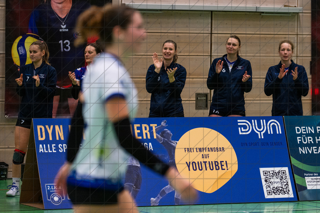 2. VBLF Nord 25/26 | Spiel 4029 | VC Osnabrück vs. SV Energie Cottbus | //  15.11.25: 2. VBLF Nord 25/26 | Spiel 4029 | VC Osnabrück vs. SV Energie Cottbus / Osnabrück / Deutschland  //   CREDIT:www.bullenfotos.de, Martin König, Hörner Weg 40, D-49078 Osnabrück, +4917663732967 // Nutzung und Weitergabe nur zu den vereinbarten Zwecken. Presseanfragen an Ersteller. Alle Rechte beim Ersteller. Honorierung nach MFM. - Realisiert mit Pictrs.com