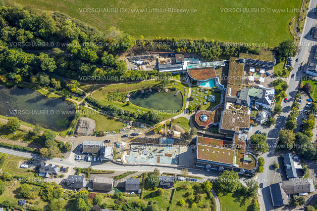 Schmallenberg220903926 | , Luftbild, Romantikhotel Deimann, Baustelle Umbau und Renovierung, Winkhausen, Schmallenberg, Sauerland, Nordrhein-Westfalen, Deutschland