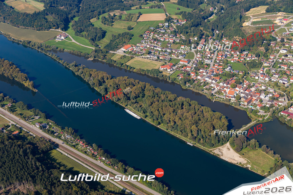 Das Luftbild der Stadt Windorf wurde 2020 vom Flugzeug heraus erstellt (keine Drohne) Aufnahmehöhe ca.400 Meter- hohe Auflösung und Qualität garantiert!
