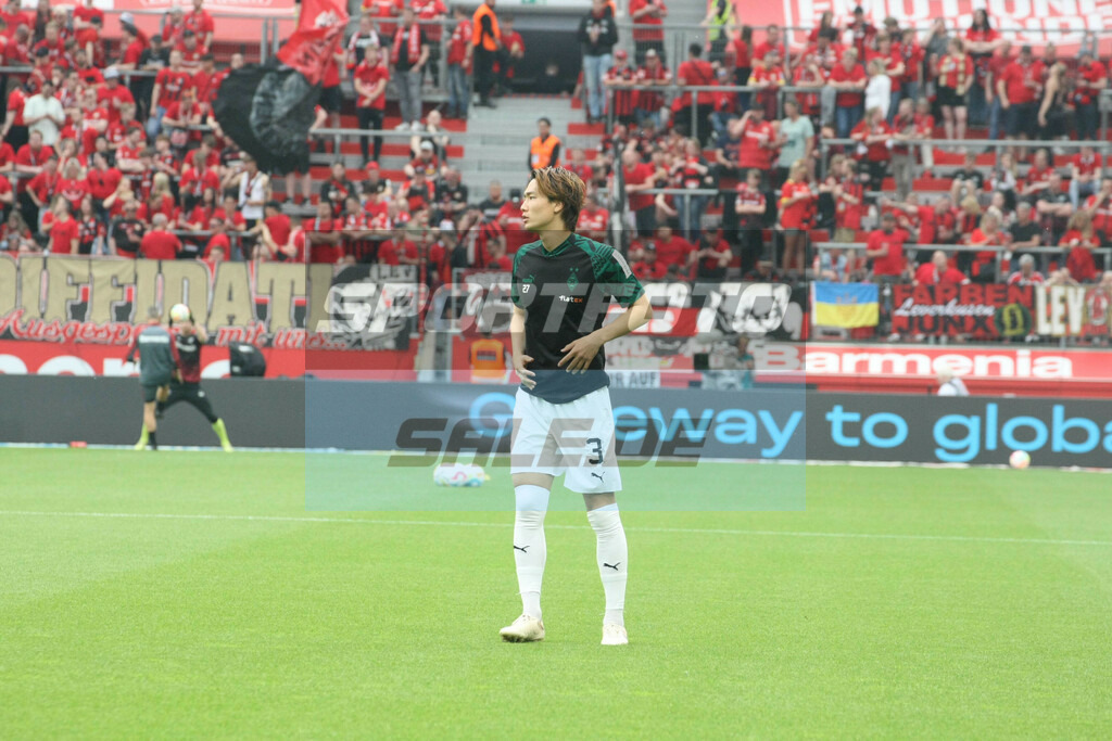 Bayer 04 Leverkusen - Borussia Mönchengladbach | Ko Itakura - © Sportfoto-Sale (MK) - Realisiert mit Pictrs.com