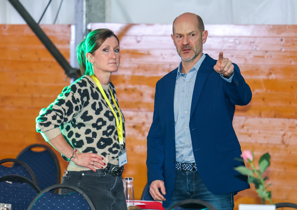 top-top.de250214-013 | Die 3. Weseler SportNacht, die große Sportgala mit Ehrungen der Weseler Sportler des Jahres 2024 findet am Freitag, den 14.02.2025 im Festzelt an der Rheinpromenade statt.Foto: Erwin Pottgiesser