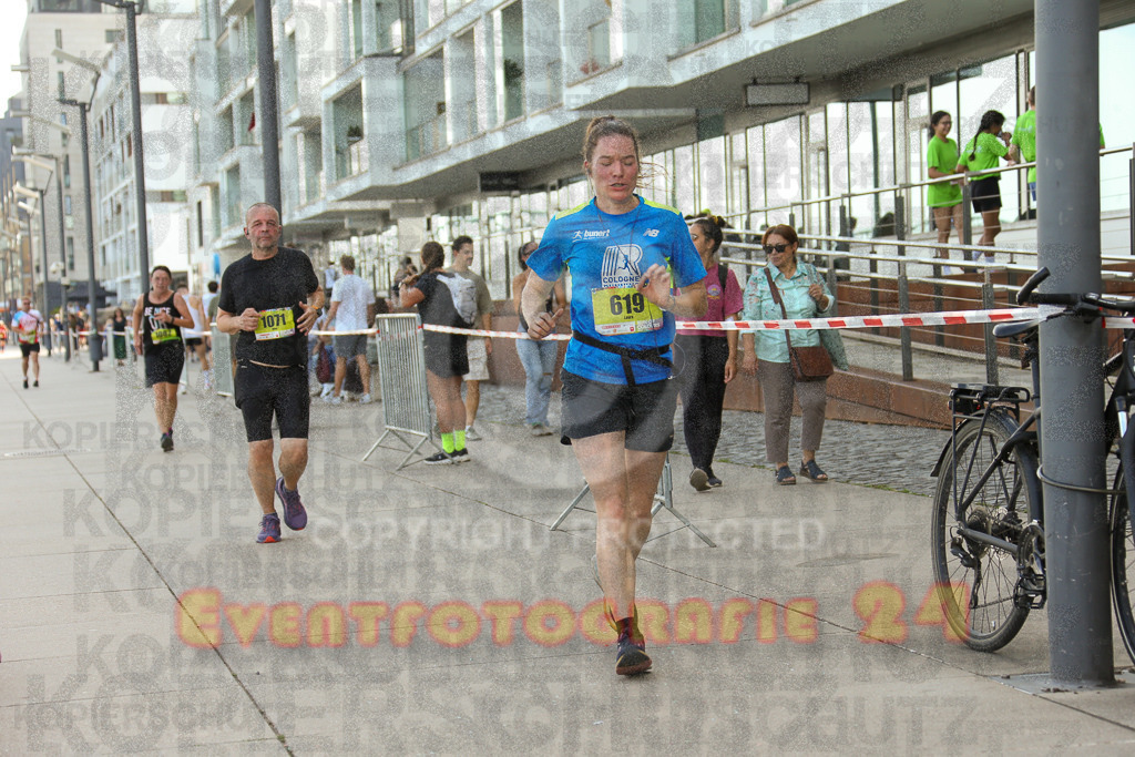 250920_1455_EX1_8257 | Sportfotografie im Rhein-Sieg Kreis, Köln, Bonn, NRW, Rheinland Pfalz, Hessen, etc. Unser Tätigkeitsfeld umfasst den Laufsport vom Volkslauf über den Marathon, Duathlon, Triathon bis zum Ultralauf wie Kölnpfad Ultra oder Schindertrail.