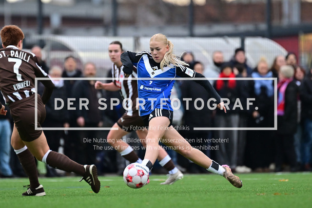 Fußball I Frauen I Saison 2025-2026 I Regionalliga Nord I 10. Spieltag I FC St. Pauli - Hamburger SV U20 I 11495 | Der Sportfotograf. - Realisiert mit Pictrs.com