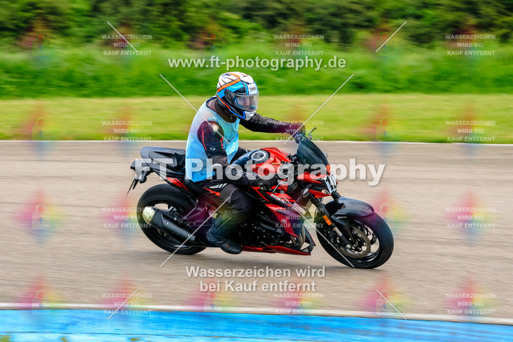 MotoTeam-9775 | Hier findet Ihr Bilder von Touristenfahrten auf der Nürburgring Nordschleife oder von anderen Veranstaltungen die ich besucht habe. Viel Spass beim Durch Schauen 