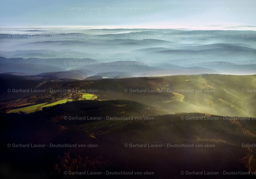 9200405 | Blick über den Westerwald von Nord nach Süd