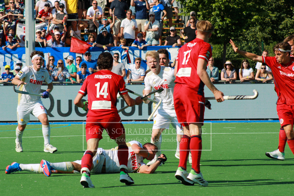 DM23 Finale Herren Mannheimer HC -  Rot-Weiß Köln 04.06.23-185 | lanaschraderfotografie - Realisiert mit Pictrs.com