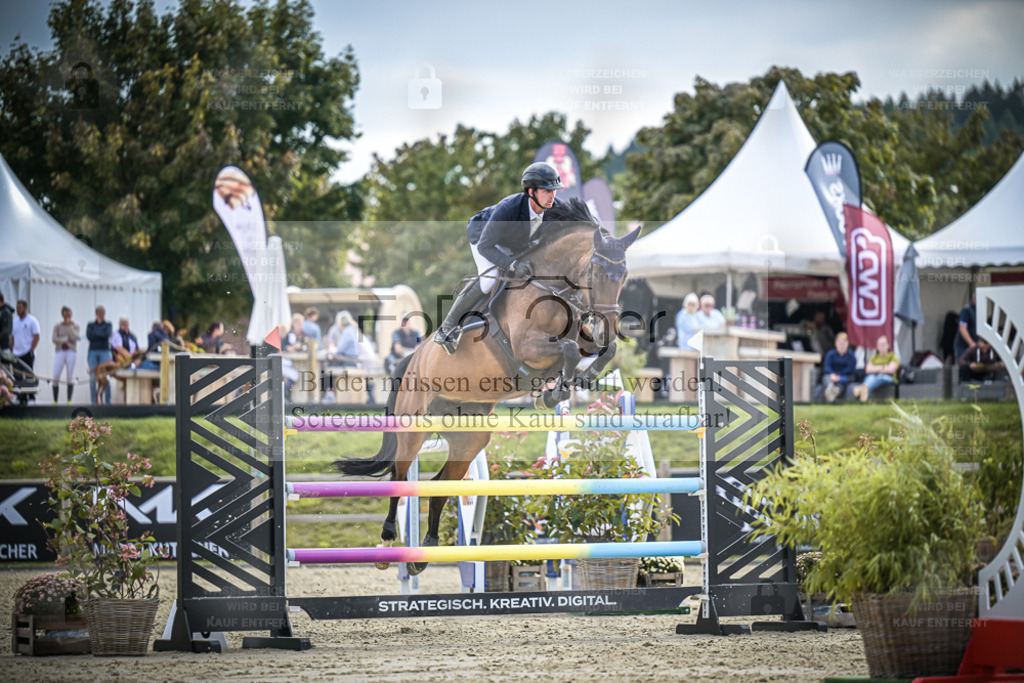 DOS_2808 | Entdecke hochwertige Reitturnierfotos von Foto Oger. Professionell, emotional und authentisch – jetzt Lieblingsmomente im Shop bestellen. - Realisiert mit Pictrs.com