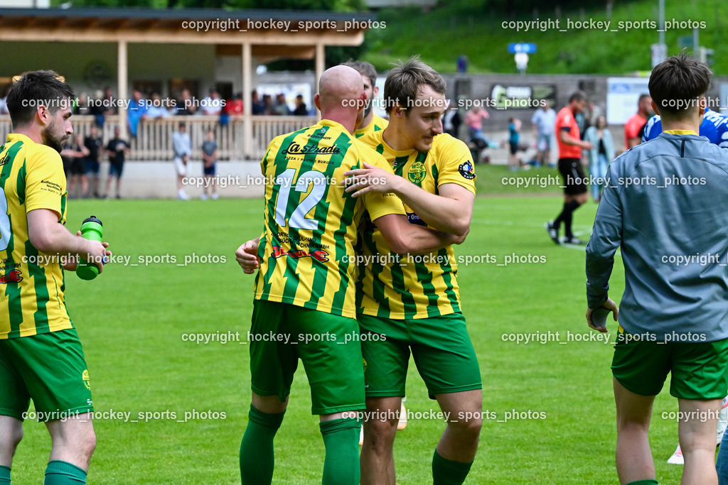 WSG Radenthein vs. St. Michael ob Bleiburg | #23 Alexander Rauter WSG Radenthein,  #12 Stefan Rauter WSG Radenthein, #8 Dominik Georg Grimschitz WSG Radenthein, Jubel WSG Radenthein, Relegations Feier, WSG Radenthein vs. St. Michael ob Bleiburg, WSG Radenthein vs. St. Michael ob Bleiburg  am 15.06.2024 in Radenthein (Sportplatz Radenthein), Austria, (Photo by Bernd Stefan)