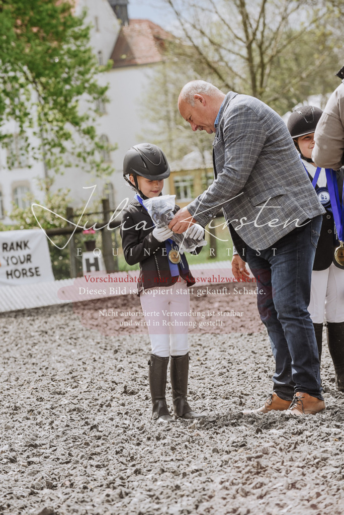 20230514_JK-Röhrsdorf-25-344 | Pferde- und Turnierfotografie in Westsachsen. Pferdeportraits, Auftragszeichnungen und intuitive Kunst.