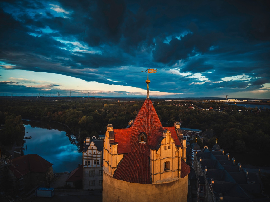 Eulenspiegelturm zum Sonnenaufgang | Wir machen aus Ihren Bildern Erinnerungen für die Ewigkeit | Hochwertige Fotografien für Ihr zu Hause. - Realisiert mit Pictrs.com