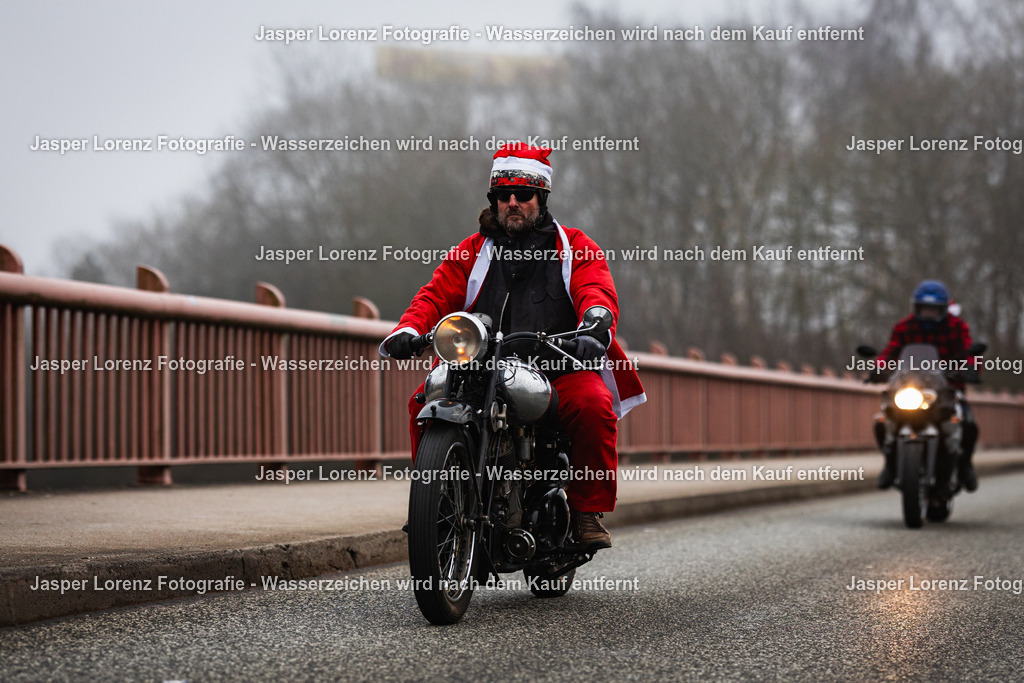 X-Mas Ride I Kiel I 2025 | Jasper Lorenz Fotografie - Realisiert mit Pictrs.com