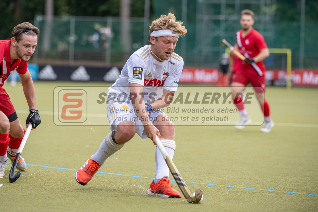 SFE_20220903_0153 | Thies Ole Prinz ( Rot-Weiss Köln #23 )  ; 1. Bundesliga Hockey Herren Rot-Weiss Köln - TSV Mannheim am 03.09.2022 in Köln (KTHC Stadion Rot-Weiss Köln Tennis and Hockey Club), Photo: Stephan Fehrmann 2022 (Sports-Gallery)