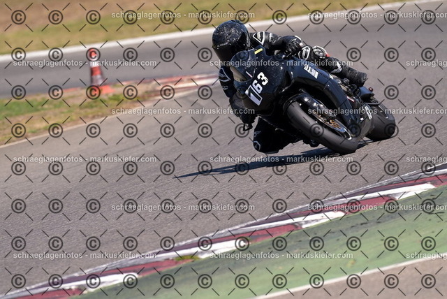 26bt04-1881 | markuskiefer.com - Realisiert mit Pictrs.com
