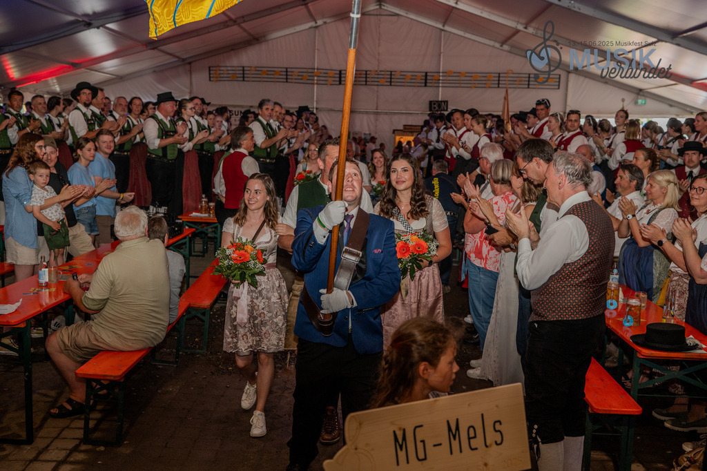 DSC_5914 | "Fussifoto.com – Ihr Ansprechpartner für hochwertige Fotografie! Entdecken Sie kreative Bilder und professionelle Dienstleistungen. Kontaktieren Sie uns für Ihre Projekte!"