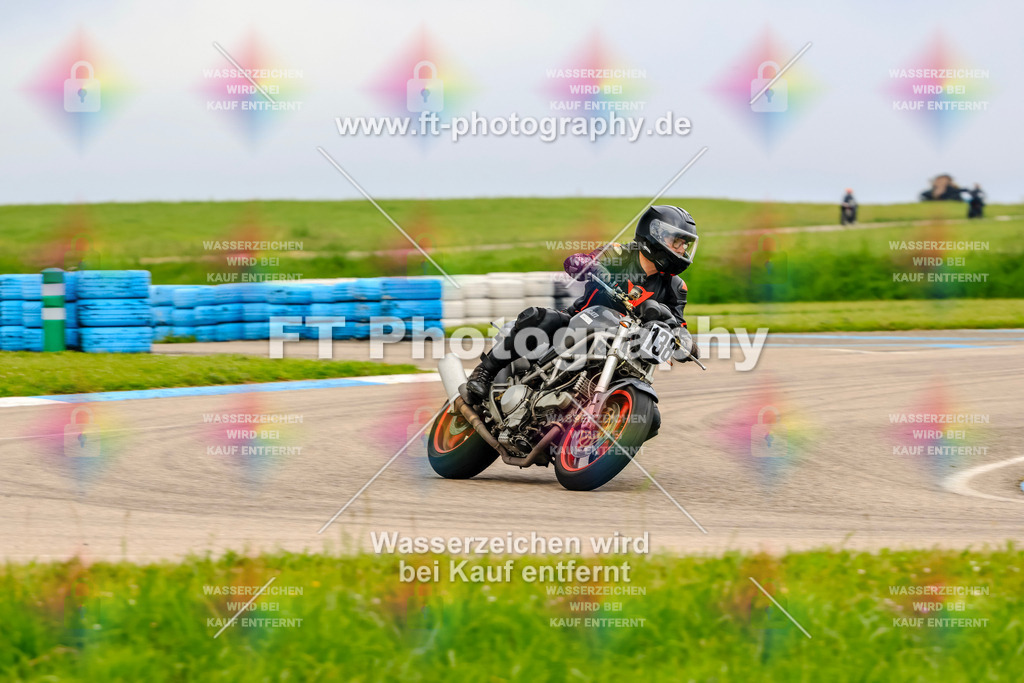 MotoTeam-8010 | Hier findet Ihr Bilder von Touristenfahrten auf der Nürburgring Nordschleife oder von anderen Veranstaltungen die ich besucht habe. Viel Spass beim Durch Schauen 