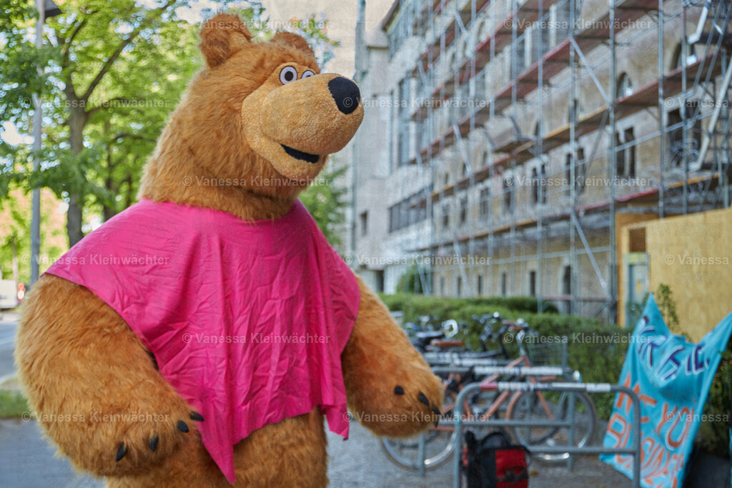 250509_H48Landgericht_12 | Vanessa Kleinwächter - Realisiert mit Pictrs.com