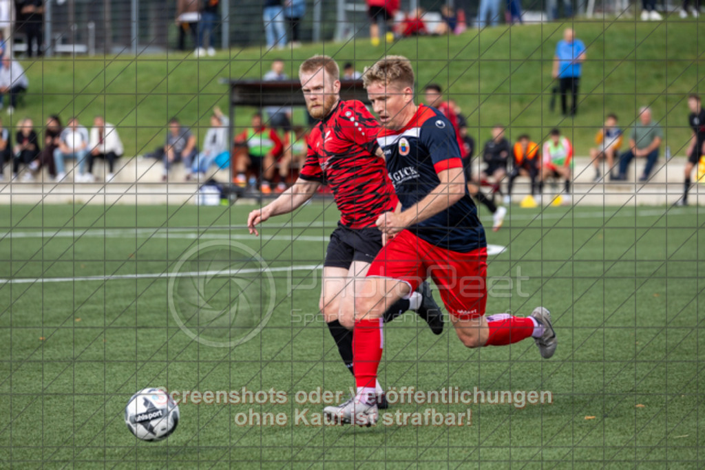 20250726_175852_0080 | #,TSV Bad Boll (rot/schwarz) vs. TSVGG Plattenhardt (blau/rot), Fussball, DB-Regio-WFW-Pokal - wfv, 1.Runde, Saison 2025/2026, Kunstrasenplatz, Erlengarten 37, 73087 Bad Boll, 26.07.2025 - 17:30 Uhr,Foto: PhotoPeet-Sportfotografie/Peter Harich