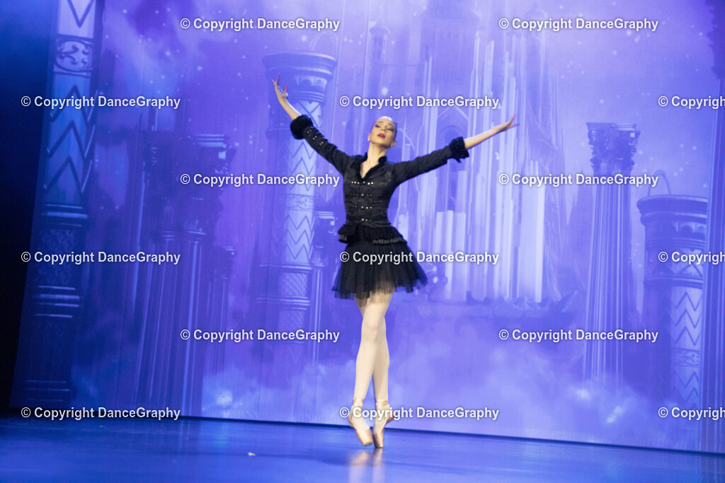 GPHY3147 | DanceGraphy - Realisiert mit Pictrs.com