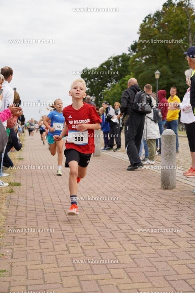 DSC05076 | Lichterlauf  - Realized with Pictrs.com