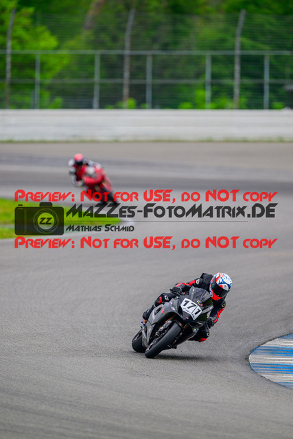 MaZZes_FotoMatrix_240521_6007705_1776 | ROT