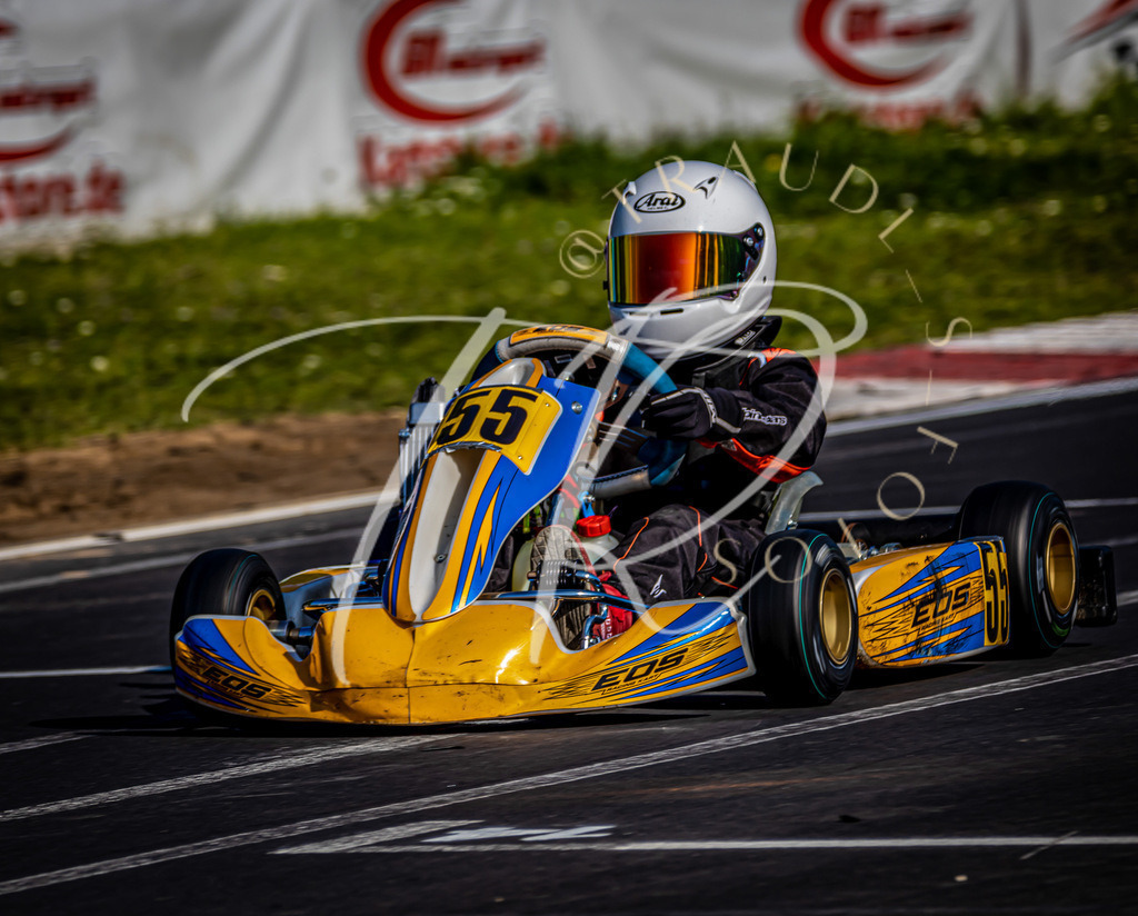 415D6EE8-0481-41DC-AEAC-C341B3B92691 | traudl_s_fotos