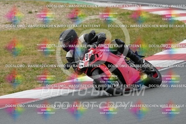 2024_05_16_PBK_16535 | Sportfotografie; SlowMotion; Video; Rennstrecke; Hafeneger; RSE; Speer; Trackday; Motorsportarena; Hockenheimring; Brno; Most; Barcelona; Valencia, Benny; Kaetzmer;