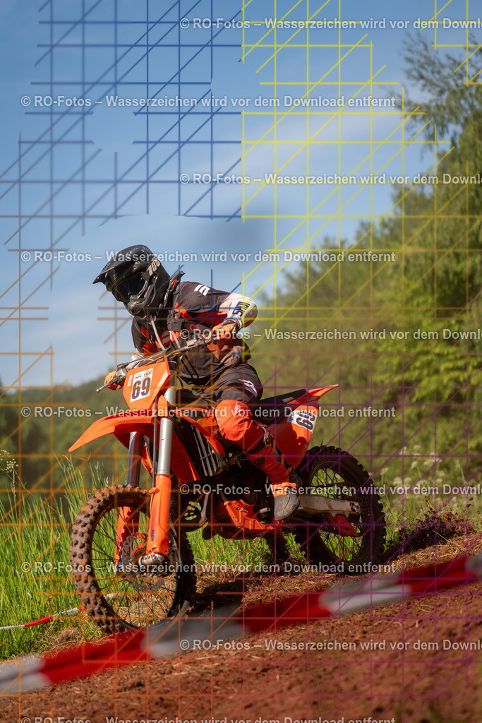 Wolfshausen 3 Lauf -1322 | Sportfotografie von RO-Fotos: Motorsport, Motocross, Enduro, Laufveranstaltungen und Triathlon. Professionelle Fotos von Sportlern und Events. - Realisiert mit Pictrs.com