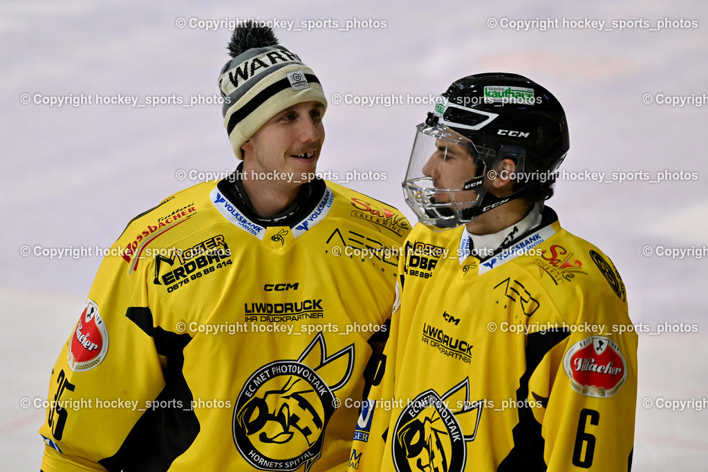 ESC SPARKASSE STEINDORF vs. MET PHOTOVOLTAIK HORNETS SPITTAL | #35 Egger Luca EC Hornets Spittal, #6 Steiner Moritz EC Hornets Spittal, ESC SPARKASSE STEINDORF vs. MET PHOTOVOLTAIK HORNETS SPITTAL, ESC SPARKASSE STEINDORF vs. MET PHOTOVOLTAIK HORNETS SPITTAL am 22.11.2025 in Steindorf (Ossiachersee Halle), Austria, (Photo by Bernd Stefan)