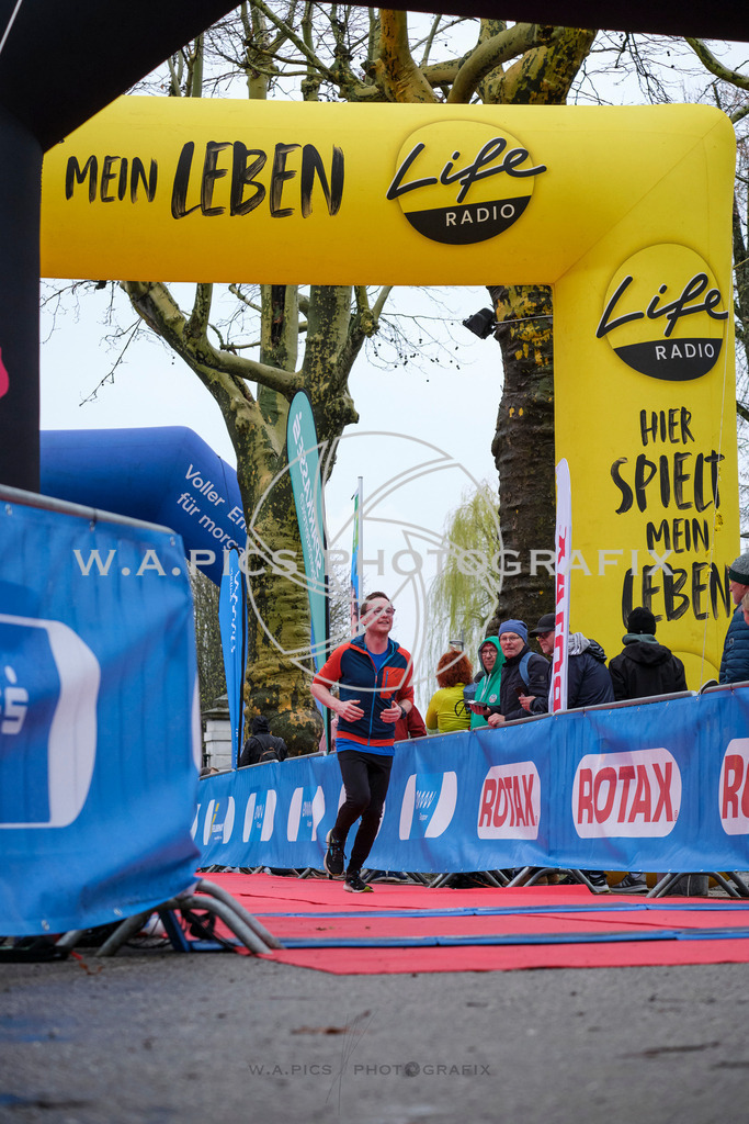 ..... | AUSTRIA, Wels, 30.03.25, ALOHA Wels Halbmarathon, Image Shows: , Foto: Wapics/RING M.