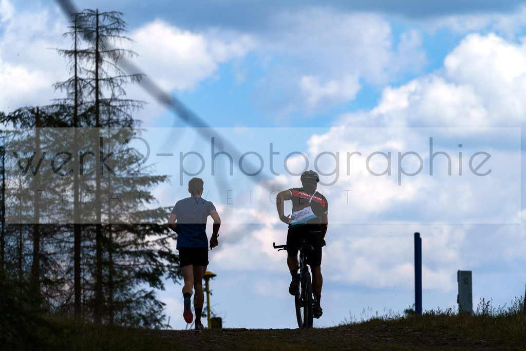 Rennsteig-Staffellauf 2023 | Rennsteig-Staffellauf - Hörschel bis Blankenstein - 17. Juni 2023