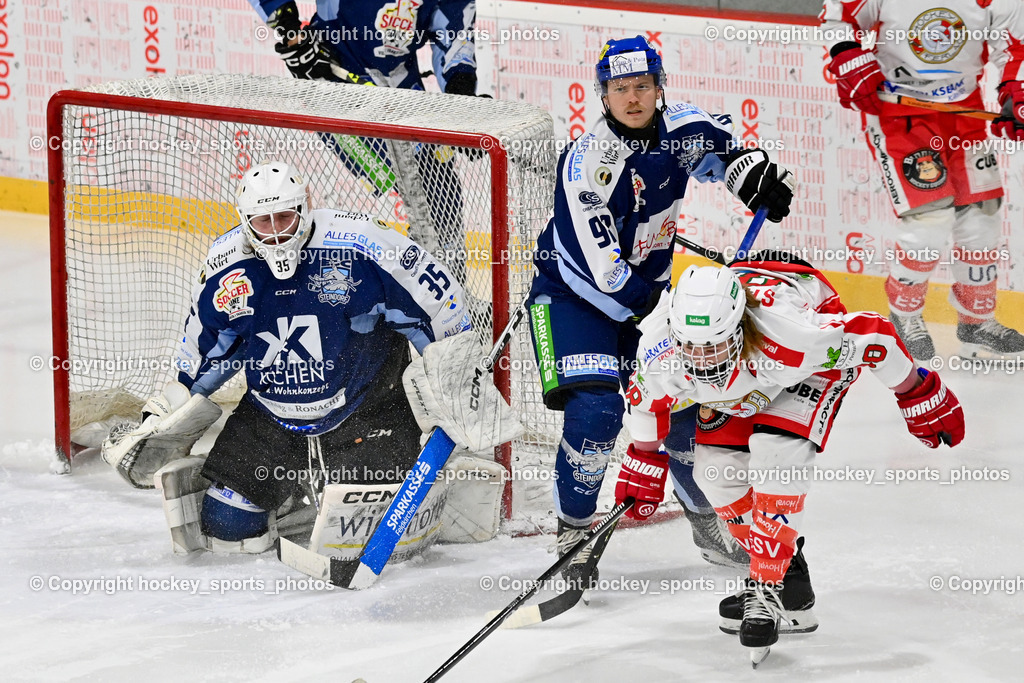 ESV Ferlach vs. ESC SOCCERZONE STEINDORF | #35 Mayronig Marco ESC Steindorf, #92 Ratz Patrick ESC Steindorf, #88 Steiner Thomas ESV Ferlach, ESV Ferlach vs. ESC SOCCERZONE STEINDORF, ESV Ferlach vs. ESC SOCCERZONE STEINDORF am 29.11.2024 in Ferlach (Eishalle Ferlach ), Austria, (Photo by Bernd Stefan)