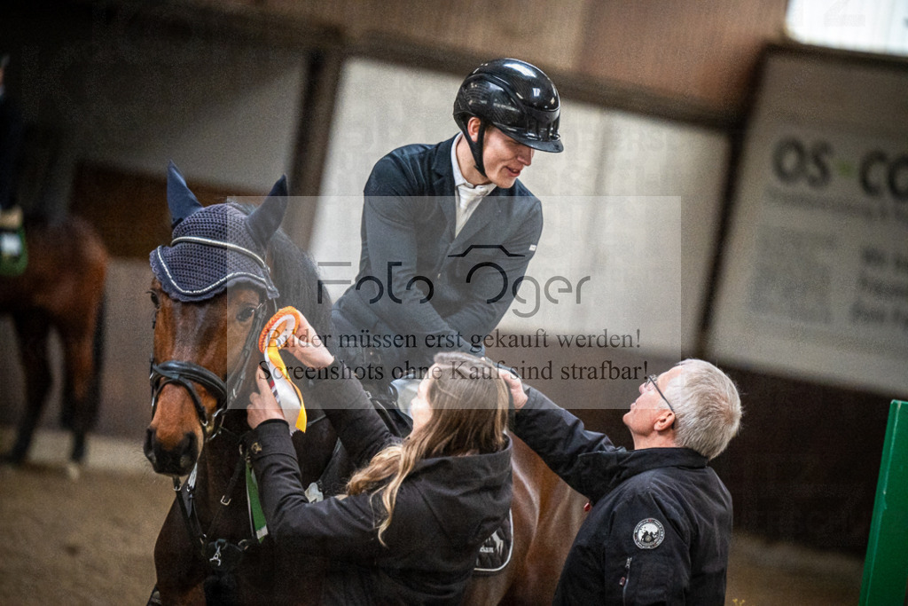 DOS_0008 | Entdecke hochwertige Reitturnierfotos von Foto Oger. Professionell, emotional und authentisch – jetzt Lieblingsmomente im Shop bestellen.Deutschlandweite Turnierfotografie. - Realisiert mit Pictrs.com