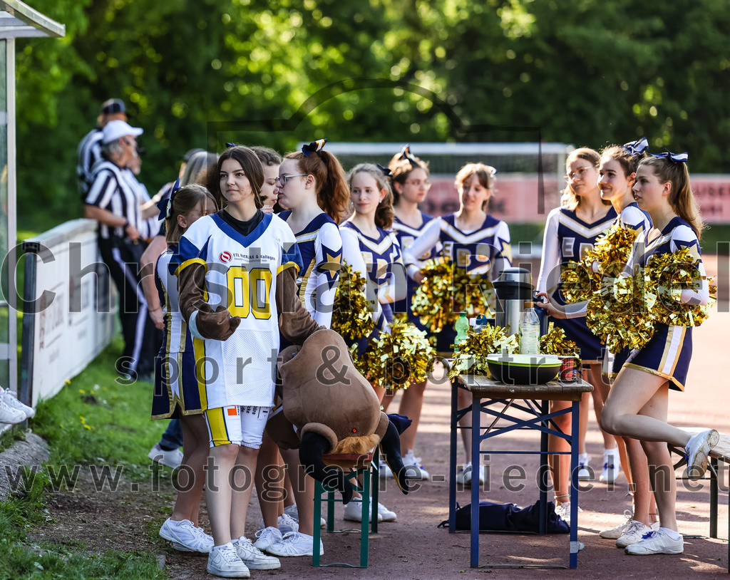 2022-05-14_006_Erding_Bulls_gegen_Munich_Cowboys_2 | Erding, Deutschland, 14.05.2022:
Fußball, Regionalliga 2022, 3. Spieltag, Erding Bulls gegen Munich Cowboys 2, Endergebnis: 20:30

Foto: Christian Riedel / fotografie-riedel.net