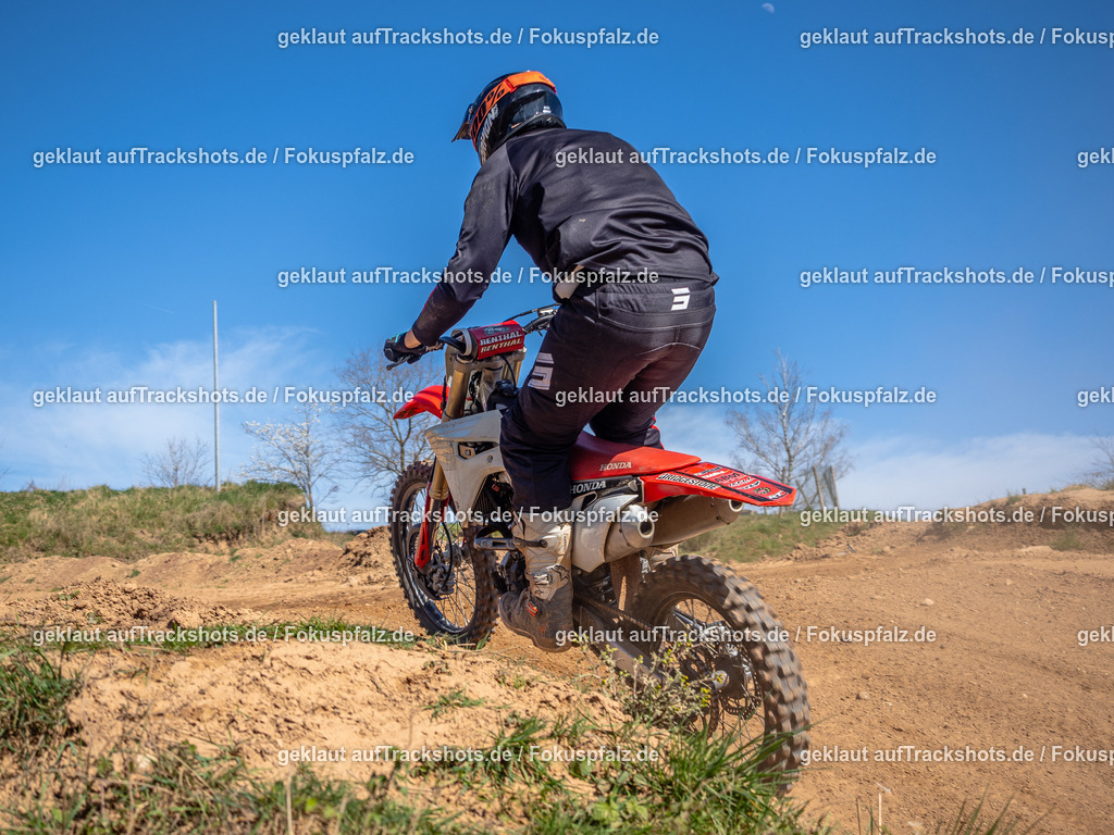 Schweyen040525-197 | Trackshots.de / Fokuspfalz.de - Realisiert mit Pictrs.com