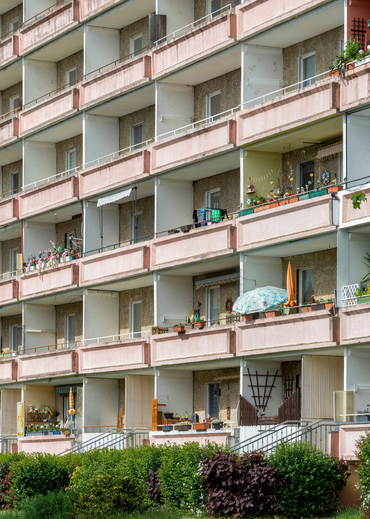Havelberg | Brüstung WBS70 – Ostmoderne - Realisiert mit Pictrs.com