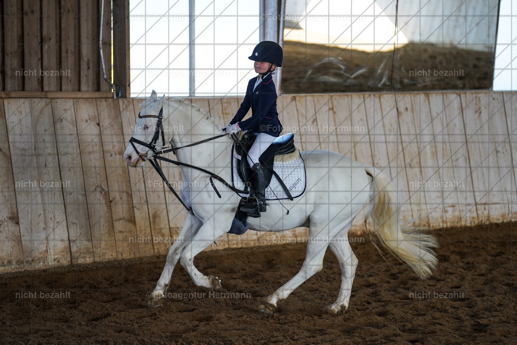 20230518-FAH03499 | Frühjahrsturnier, landberg am Lech, 2023, Reitclub Landsberg, Turnierbilder, Fotos Turnier Landsberg, Fotoagentur Herrmann, Turnierfotografen Bayern, reitsport Fotograf, Pferde Fotograf
