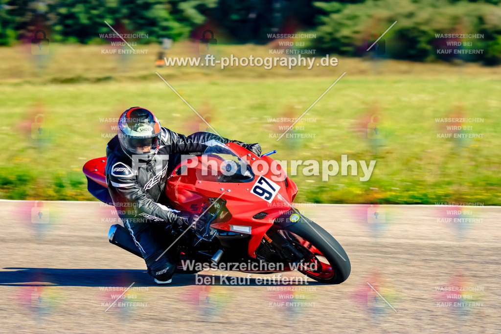 097-1414 | Hier findet Ihr Bilder von Touristenfahrten auf der Nürburgring Nordschleife oder von anderen Veranstaltungen die ich besucht habe. Viel Spass beim Durch Schauen 