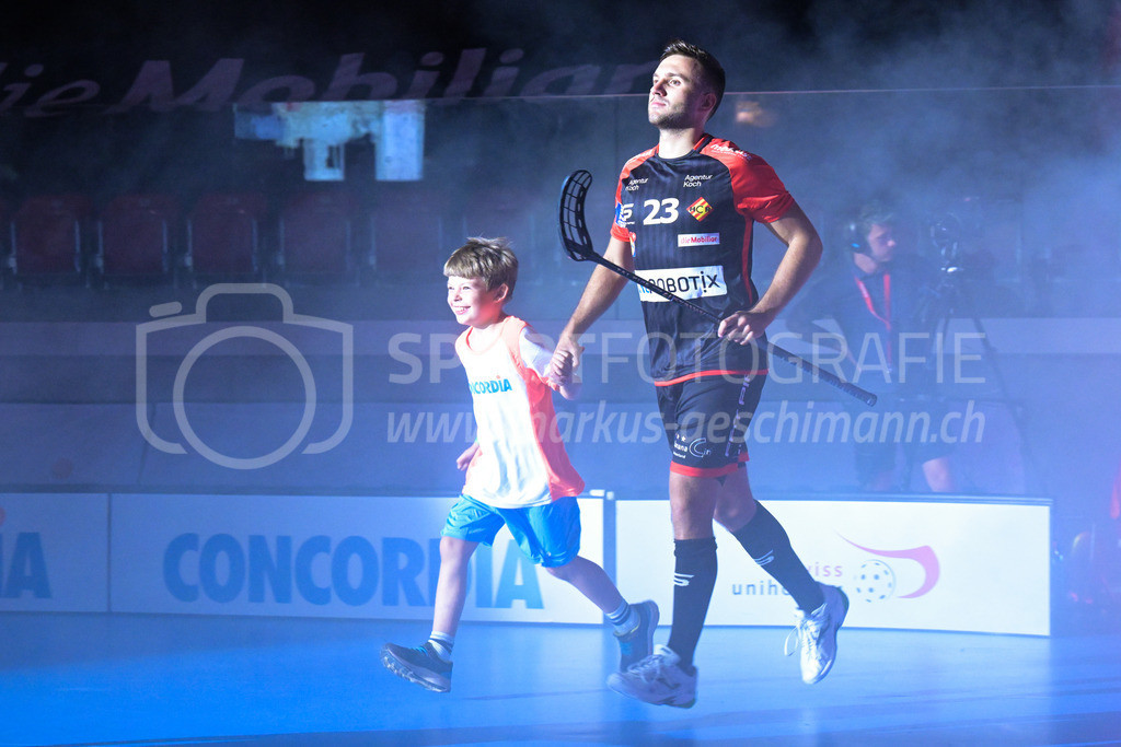 HC Rychenberg vs. Floorball Köniz - 28. August 2022 | HC Rychenberg vs. Floorball Köniz
AXA Arena, Winterthur
Tobias Studer (#23 HC Rychenberg)
Bild: Sportfotografie Markus Aeschimann | www.markus-aeschimann.ch - Realisiert mit Pictrs.com