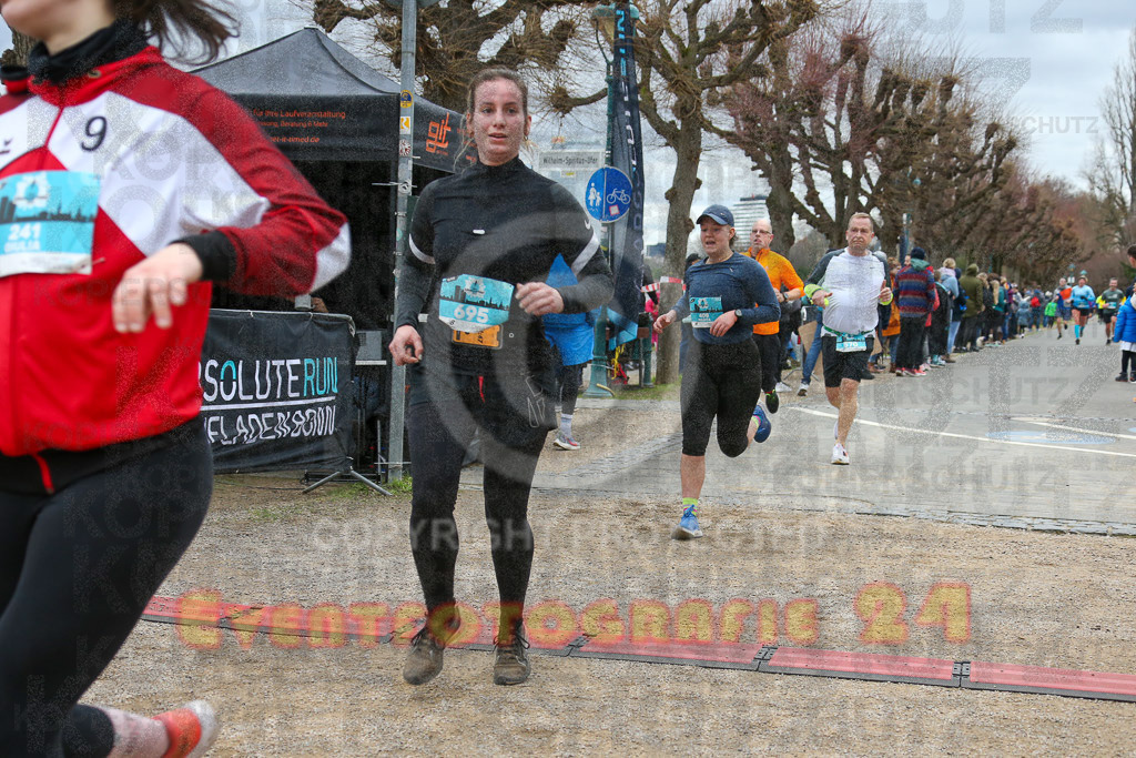 231231_1206_EX1_5650 | Sportfotografie im Rhein-Sieg Kreis, Köln, Bonn, NRW, Rheinland Pfalz, Hessen, etc. Unser Tätigkeitsfeld umfasst den Laufsport vom Volkslauf über den Marathon, Duathlon, Triathon bis zum Ultralauf wie Kölnpfad Ultra oder Schindertrail.