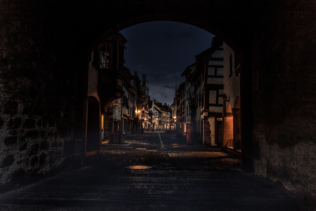 33 203-Bearbeitet | Rothenburg ob der Tauber. Nur hier gibt es Exklusive und passend zur Jahreszeit Ihr Wandbild, T-Shirt, Tasse und alles was das Rothenburg Herz begehrt. - Realisiert mit Pictrs.com