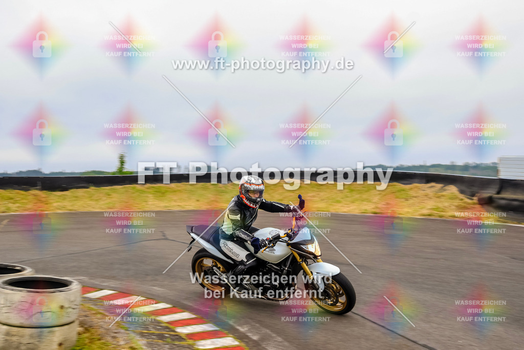 OBK-5971 | Hier findet Ihr Bilder von Touristenfahrten auf der Nürburgring Nordschleife oder von anderen Veranstaltungen die ich besucht habe. Viel Spass beim Durch Schauen 