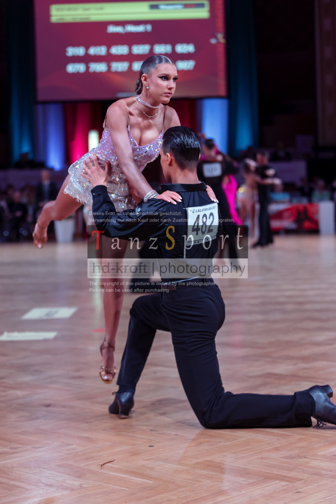 20250705_WDSF_Open_Youth_Lat-dC25-1823 | Tanzsportbilder, Standardtanz, Lateintanz, WDSF, DTV, LTVB, dancecomp, goc, hessen tanzt, blaues band der spree, walzer, tango, wiener walzer, slowfox, quickstepp, samba, rumba, cha-cha-cha, paso doble. jive, hd-kroft photography, turniertanzsport