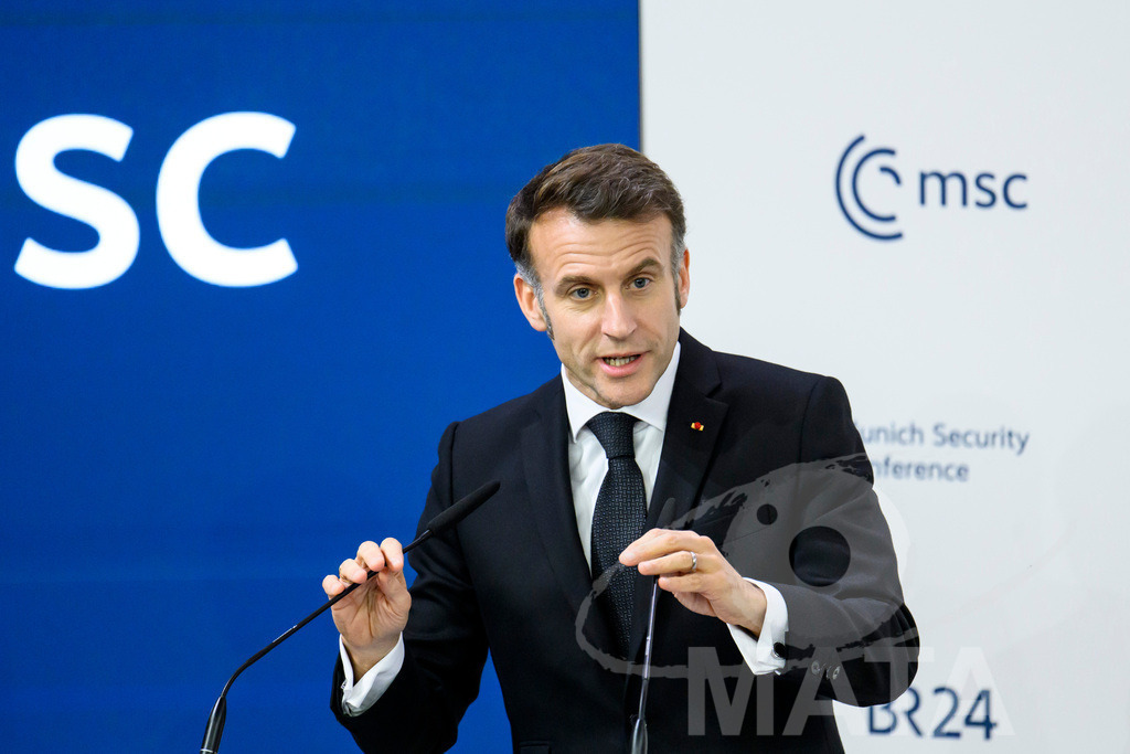 _DWA6682 | MATA IndoCon - Realisiert mit Pictrs.com