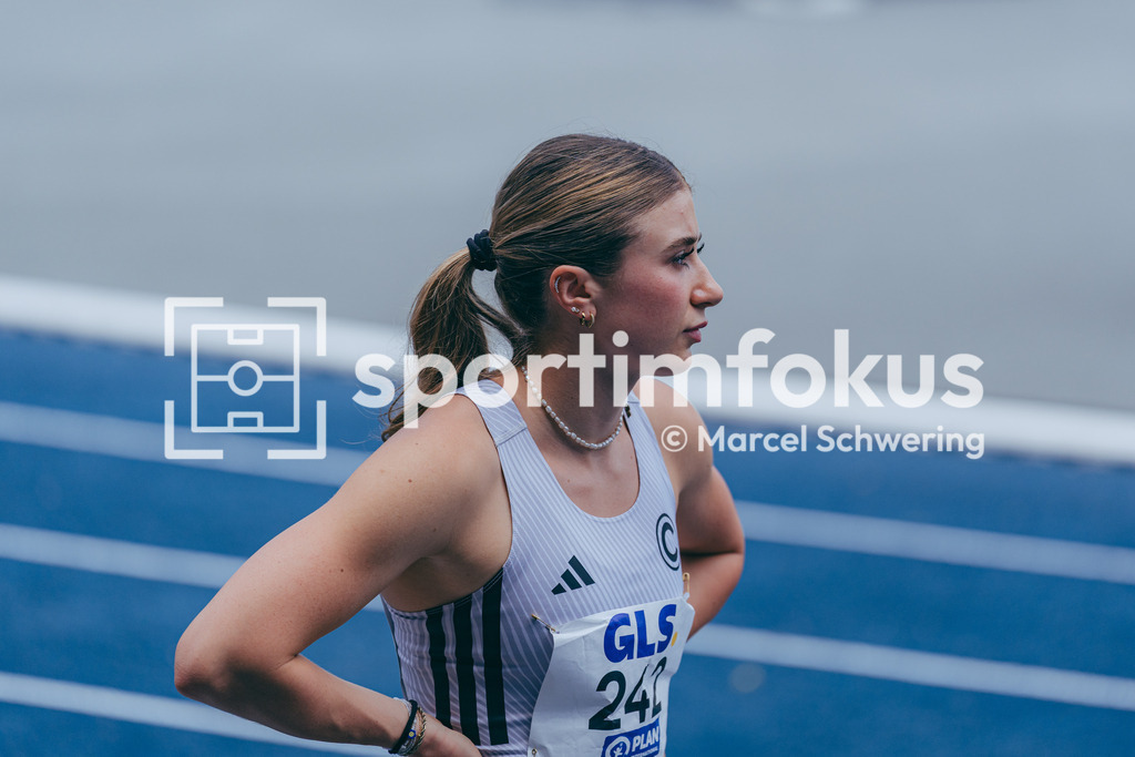 DM U23 U18 Bochum 2026 | Lena Leege (SCC Berlin), Startnummer 242, 400-Meter-Lauf, Deutsche Meisterschaften der U18 &amp; U23 2026, Lohrheidestadion Bochum-Wattenscheid, 04.07.2026 Foto: Marcel Schwering / sportimfokus - Realisiert mit Pictrs.com