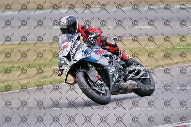 26bt05-1794 | markuskiefer.com - Realisiert mit Pictrs.com