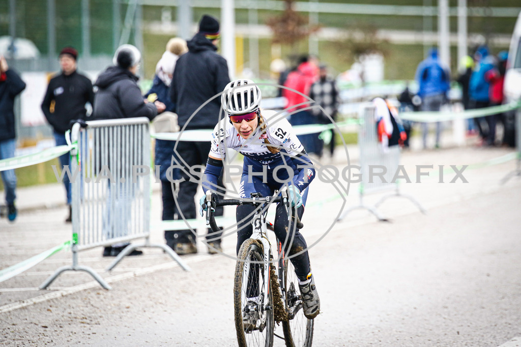 ..... | AUSTRIA, 24.11.24, 3.Radquerfeldein GP um das Sportzentrum Gunskirchen Image shows: Photo: Wapics / Andreas Willdoner