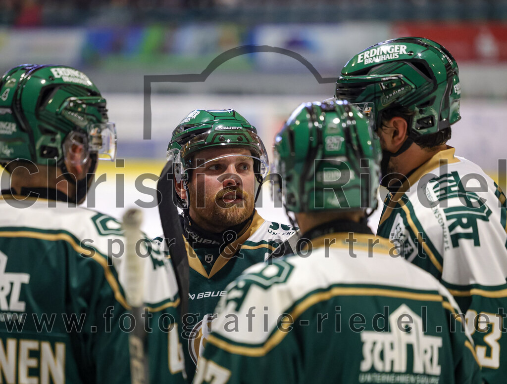 2025-08-22_139_TSV_Erding_gegen_EV_Fuessen | Erding, Deutschland, 22.08.2025:Eishockey, Oberliga Süd 2025 / 2026, Testspiel, TSV Erding gegen EV Füssen, Endergebnis: 1:4Foto: Christian Riedel / fotografie-riedel.net