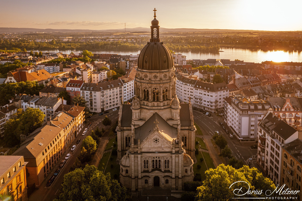 Die Christuskirche in Mainz | Die Evangelische Christuskirche an der Kaiserstrasse in Mainz